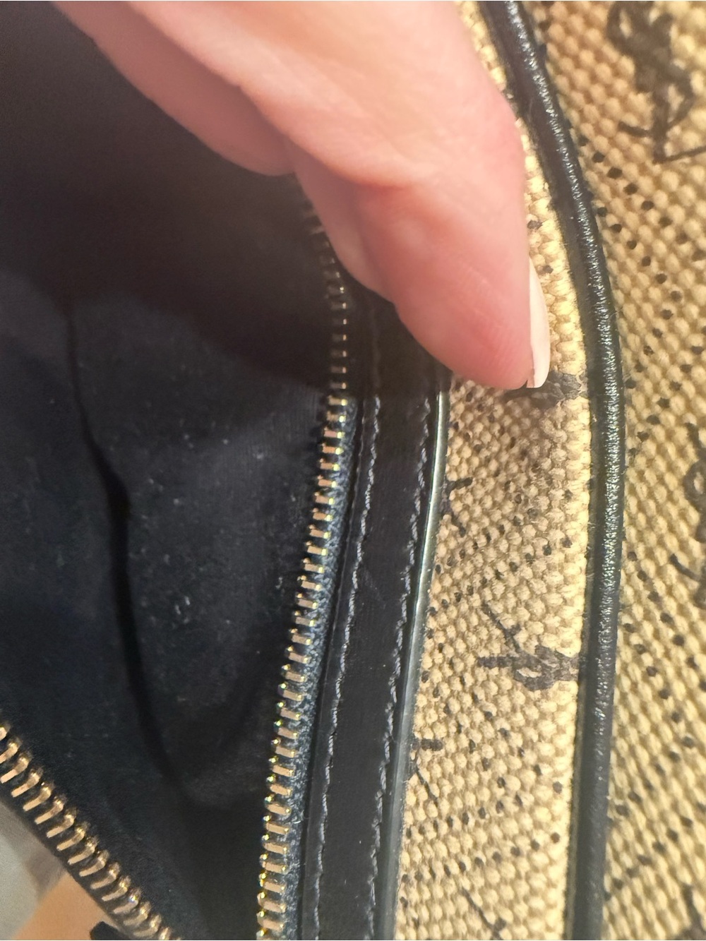 Yves Saint Laurent Beige Monogram All Over Canvas Camera Bag Crossbody Dark Navy - Picture 8 of 13